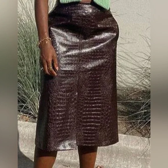 Topshop size 4 Faux alligator NWT - Picture 1 of 4